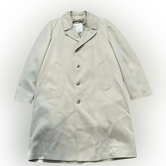 Vintage London Fog Cream Trench Coat with Silk and Fleece Line 42 Long - Picture 1 of 10